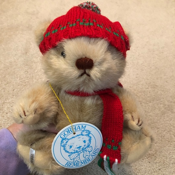 Gorham Remembears Teddy Bear Vintage 1985 Red Green Scarf Hat Jointed Plush NWT - Picture 2 of 8